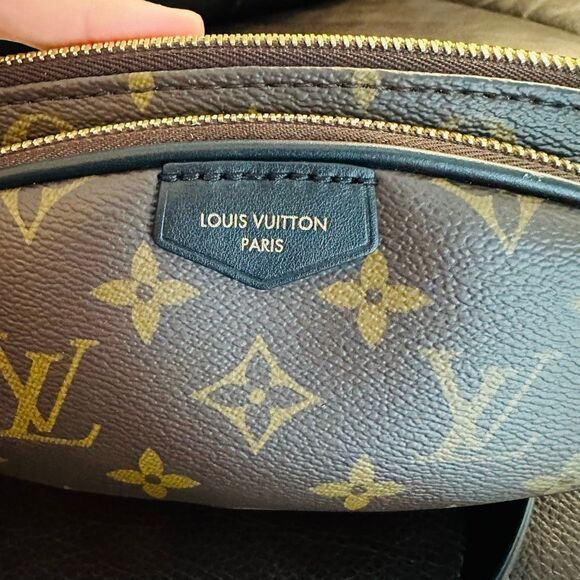 Louis Vuitton Keepit Bumbag - Picture 6 of 16